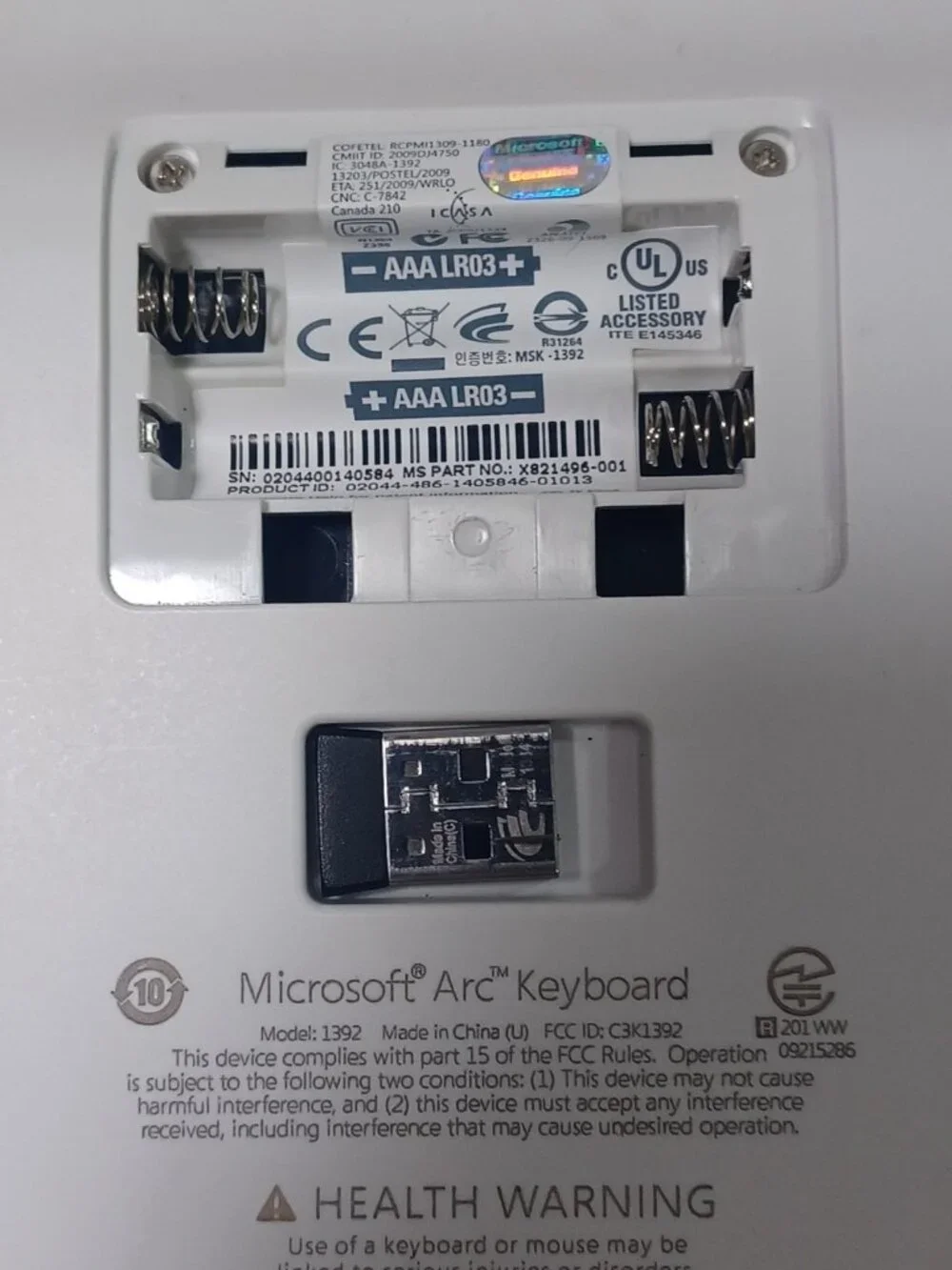 Microsoft Arc Wireless Keyboard 1392 Black w/ USB Dongle - No Batteries - Tested